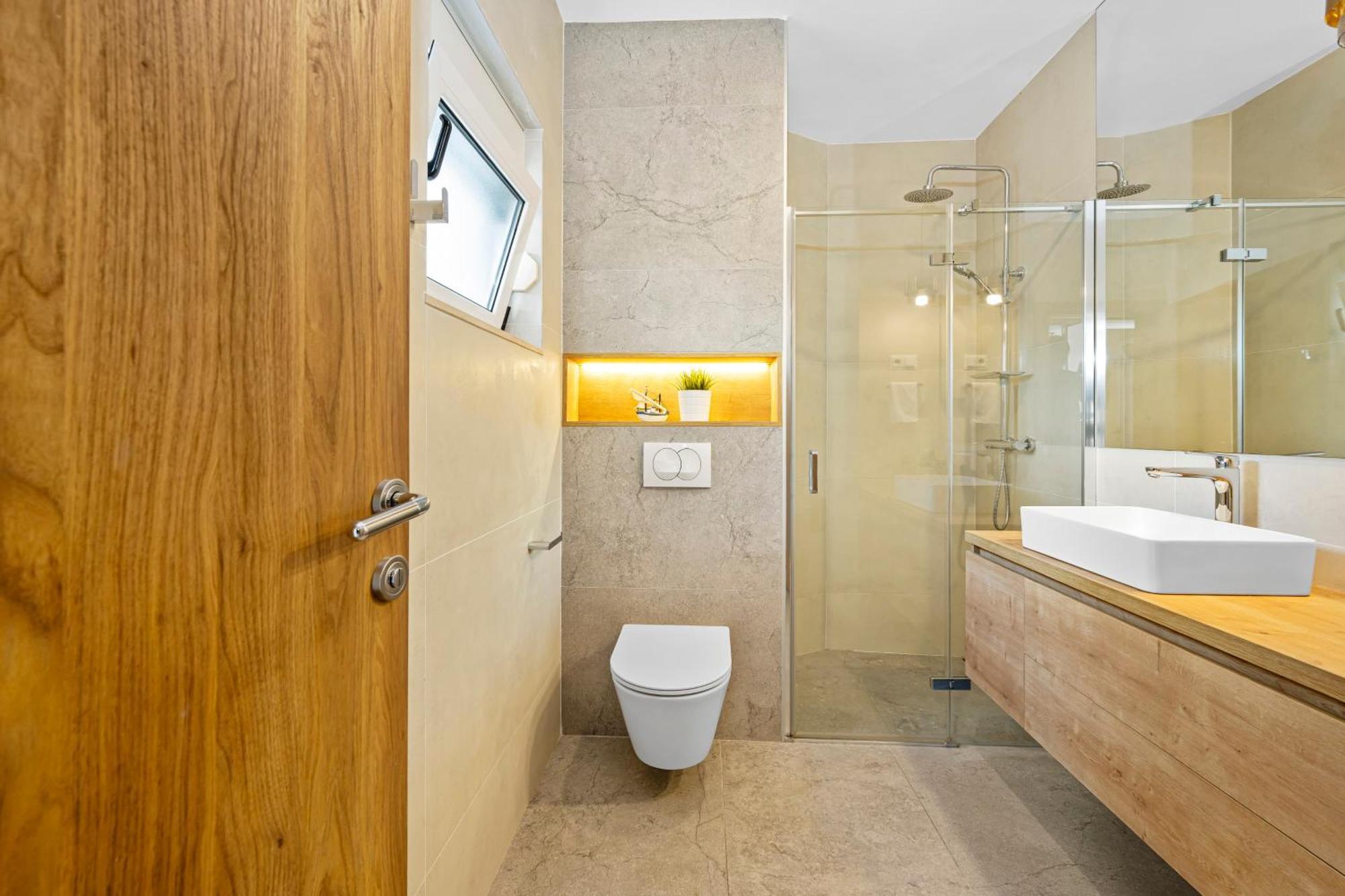 Aquarius Apartments - Beachside With Heated Pool Vodice Camera foto